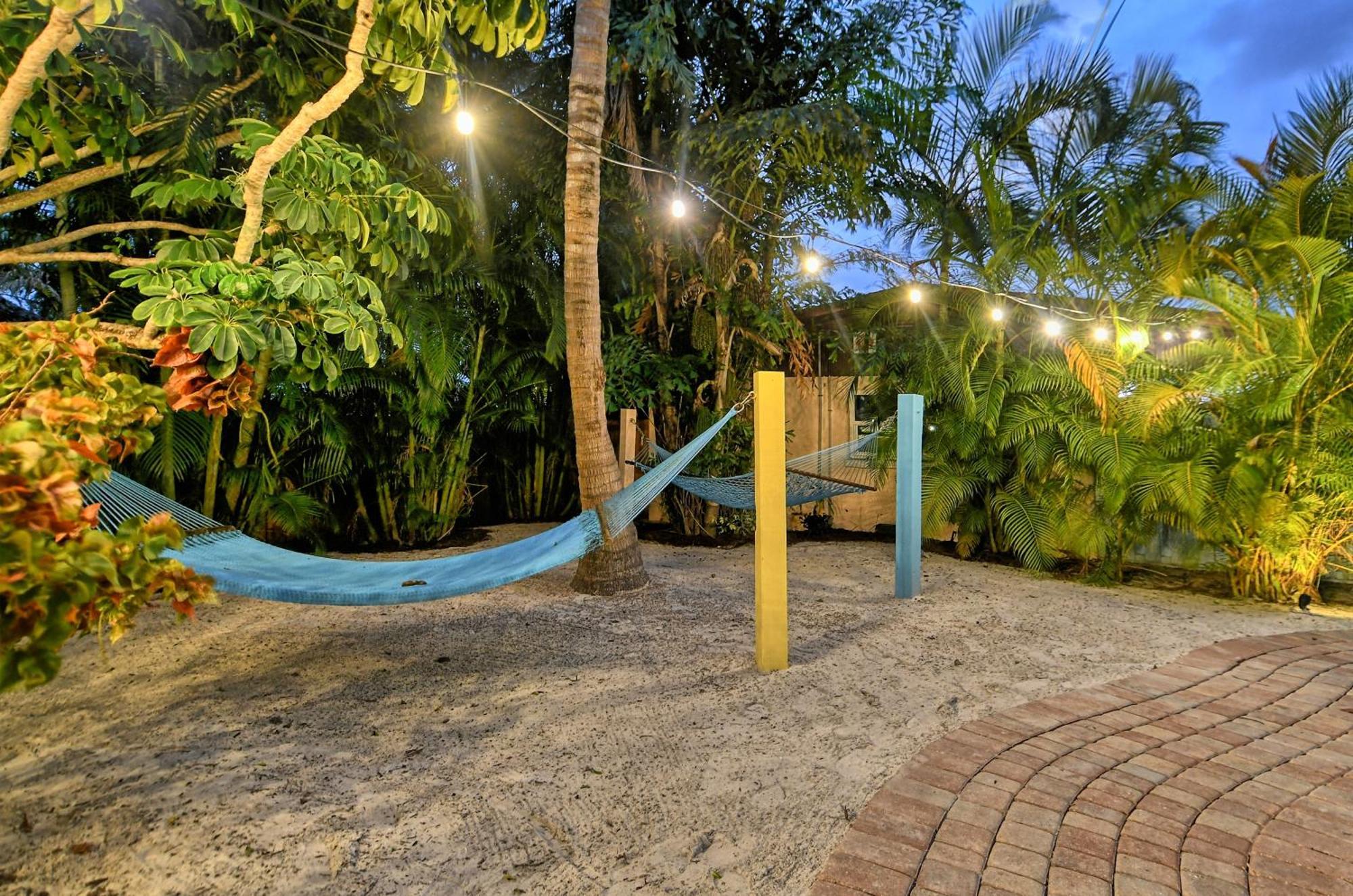 Siesta Key Palms Resort Point O'Rocks Exterior foto