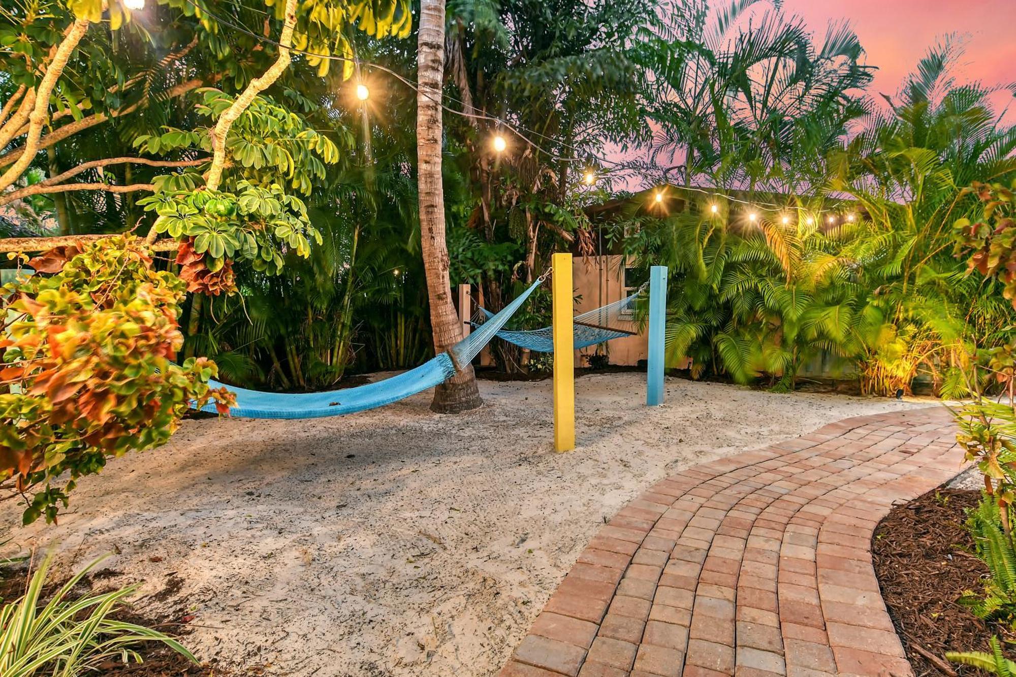 Siesta Key Palms Resort Point O'Rocks Exterior foto