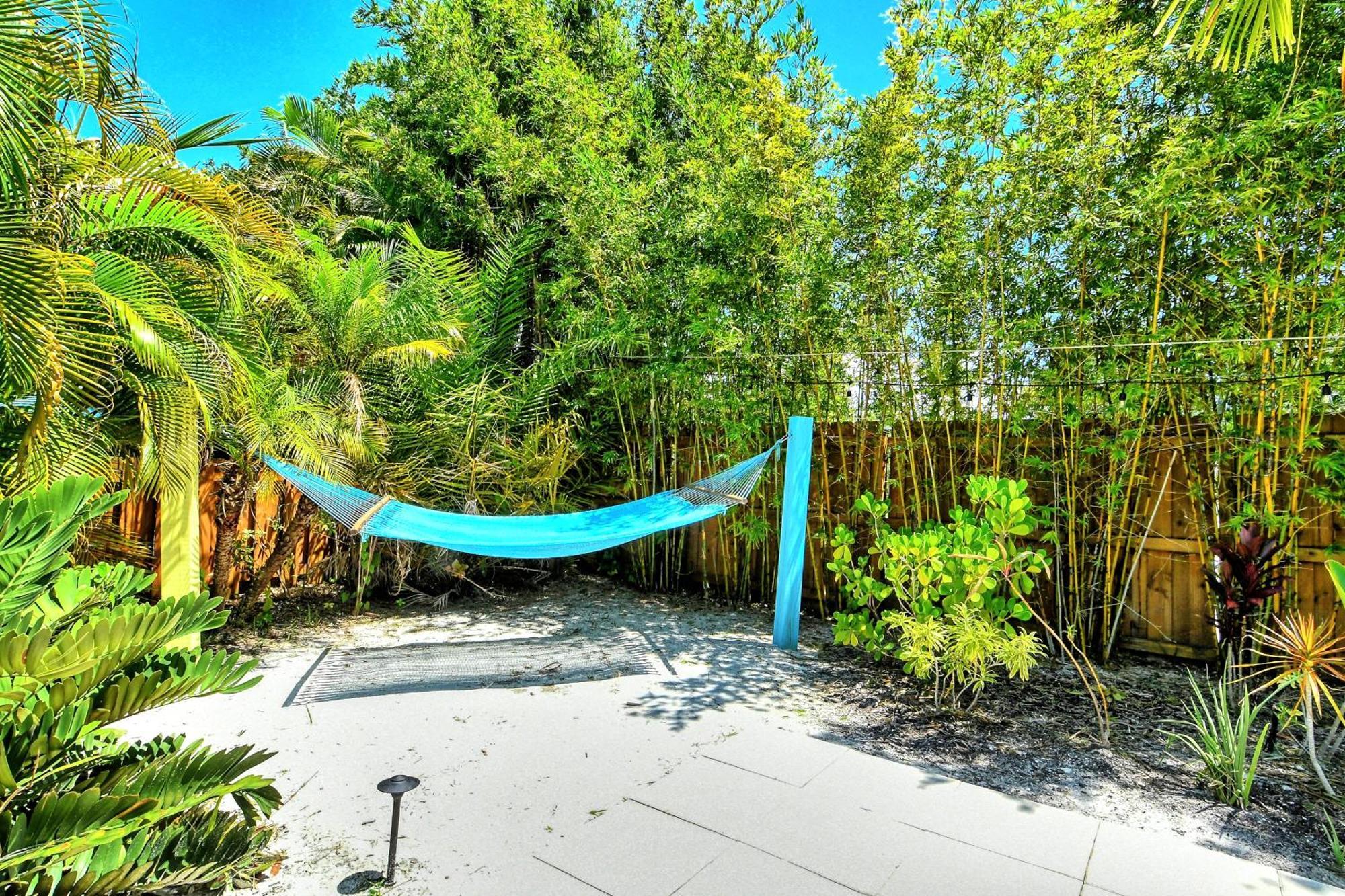 Siesta Key Palms Resort Point O'Rocks Exterior foto