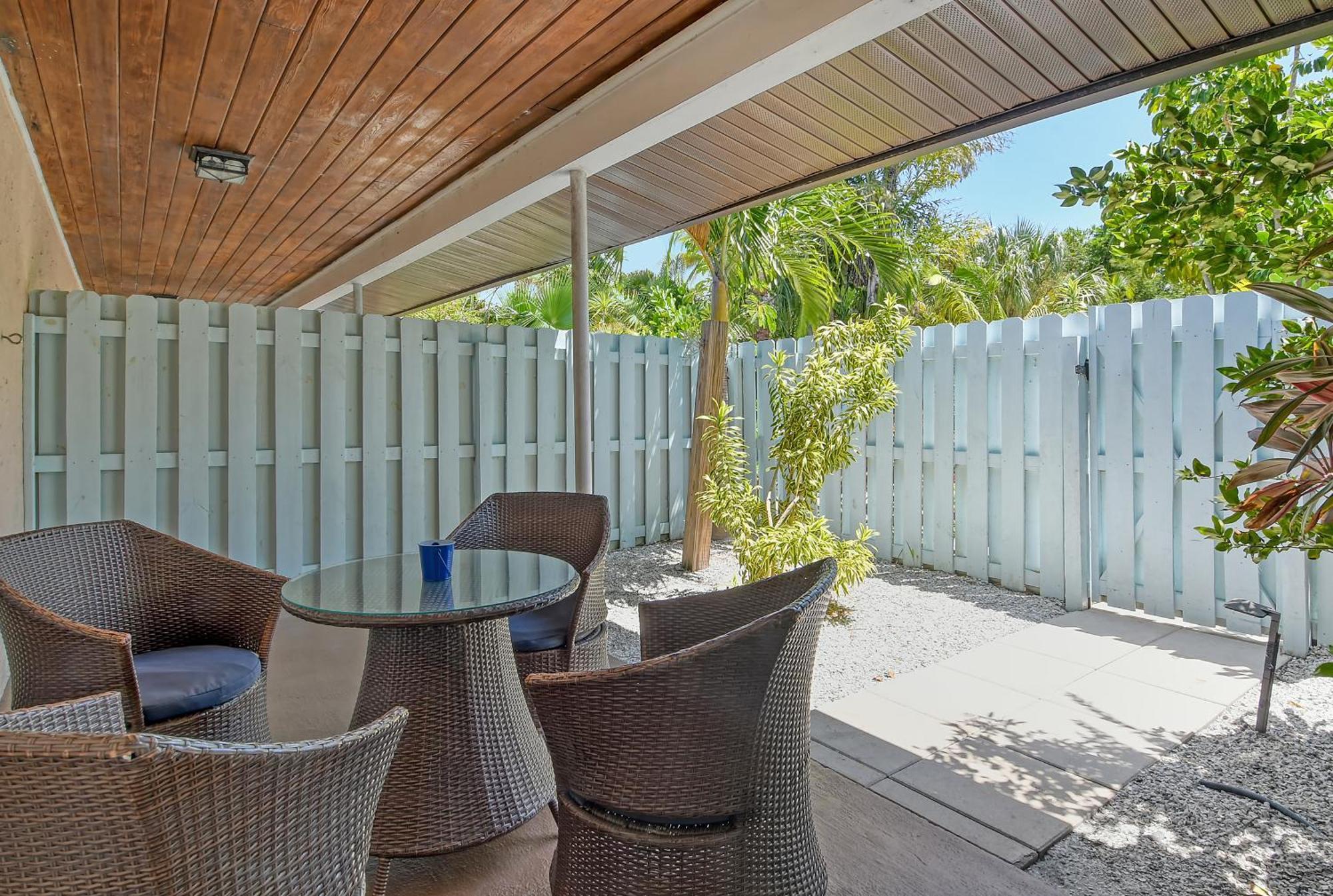Siesta Key Palms Resort Point O'Rocks Exterior foto